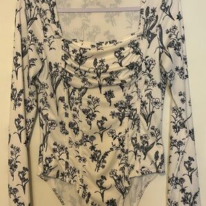 Cream Ruched Long Sleeve Bodysuit